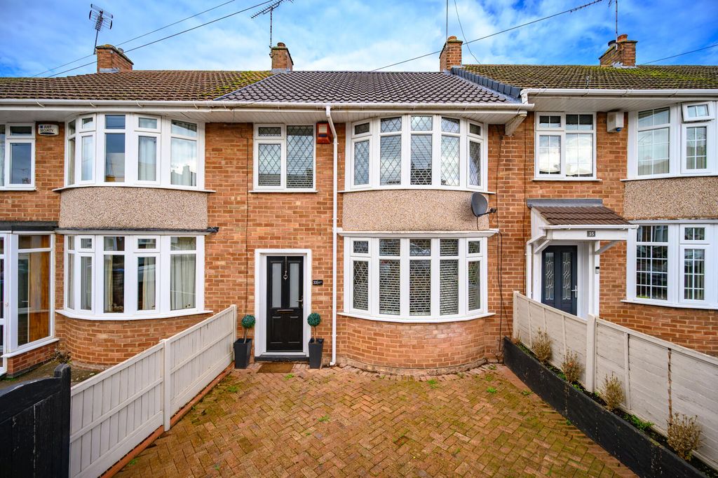 Property photo 1 of 19 Front (Exterior)