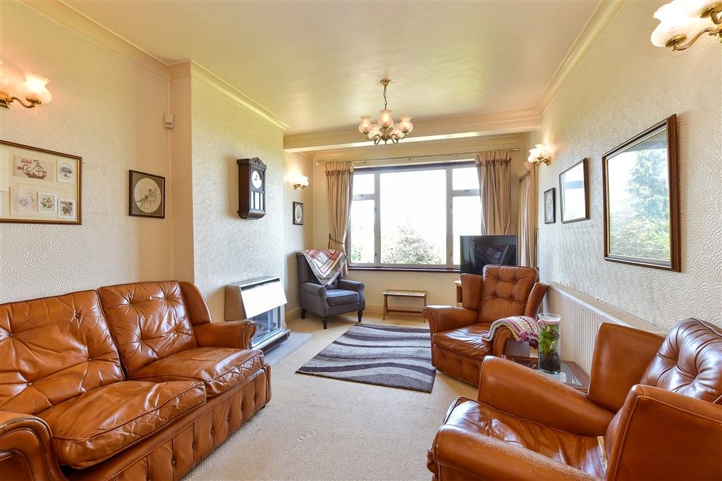 Property photo 3 of 11 Lounge/Dining Room
