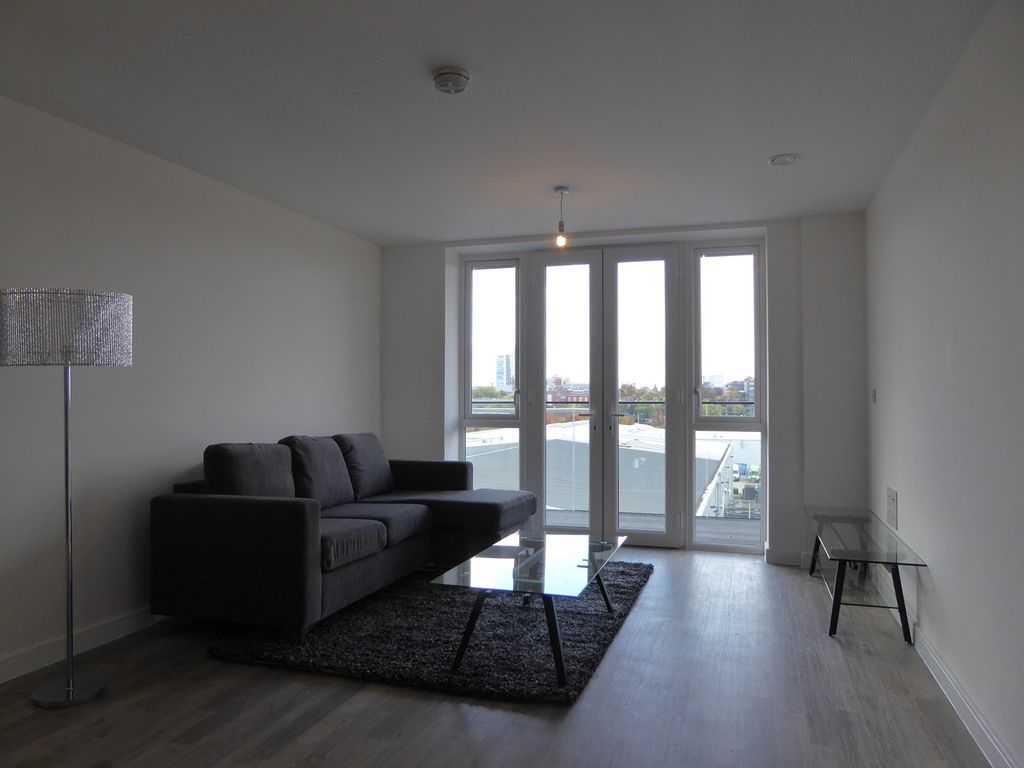 Property photo 2 of 7 Living Area