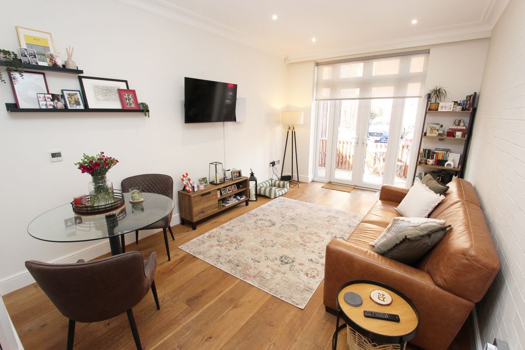 Property photo 2 of 20 Img_7652A