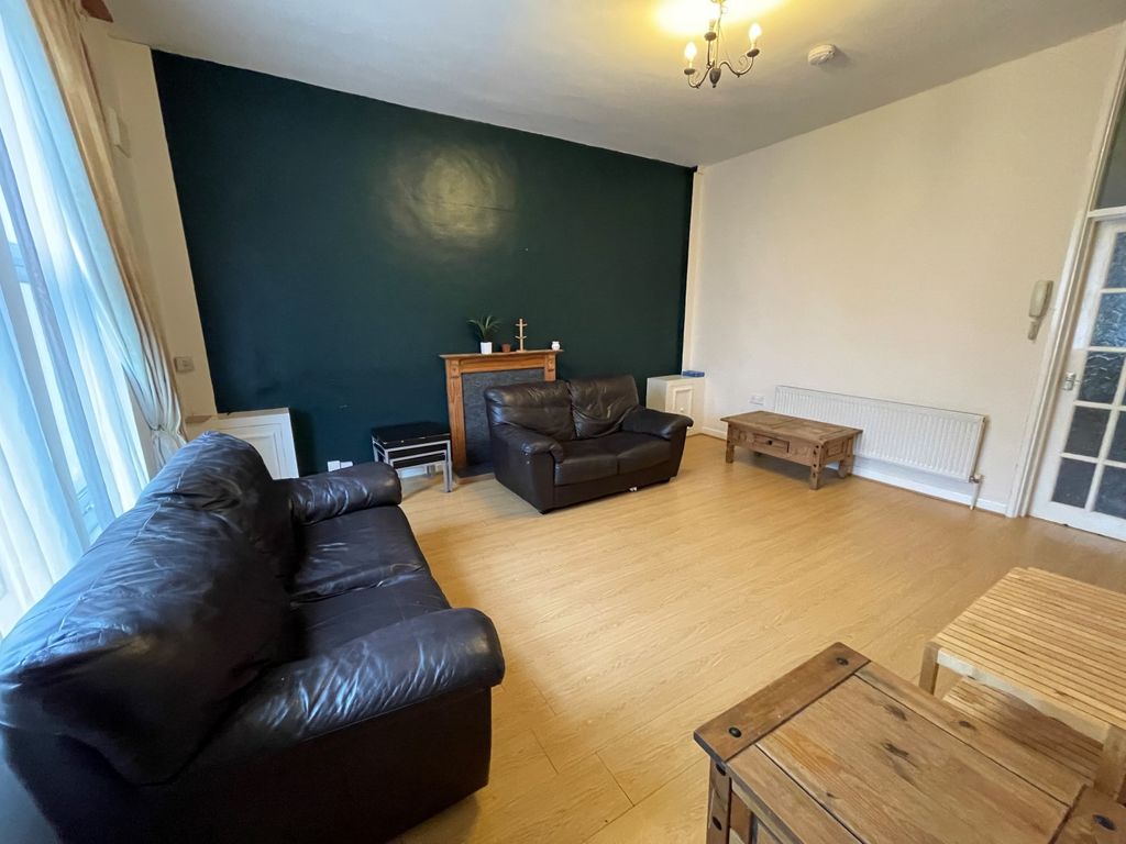 Property photo 1 of 4 20220912_105224692_Ios