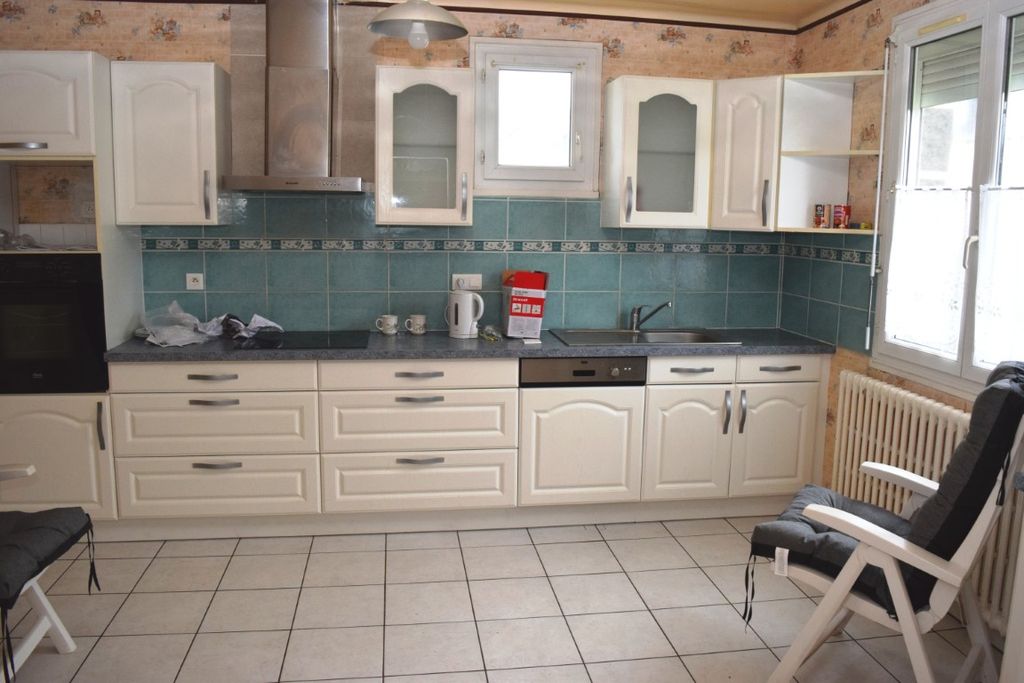 Property photo 3 of 21