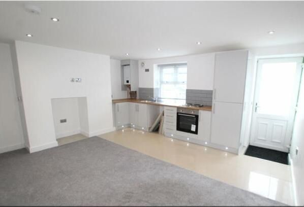 Property photo 2 of 9 Bedroom 1