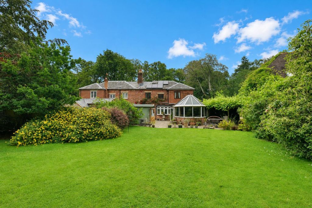 Property photo 1 of 18 9B5433De-1E77-4551-860B-7260D5F252E9.Png