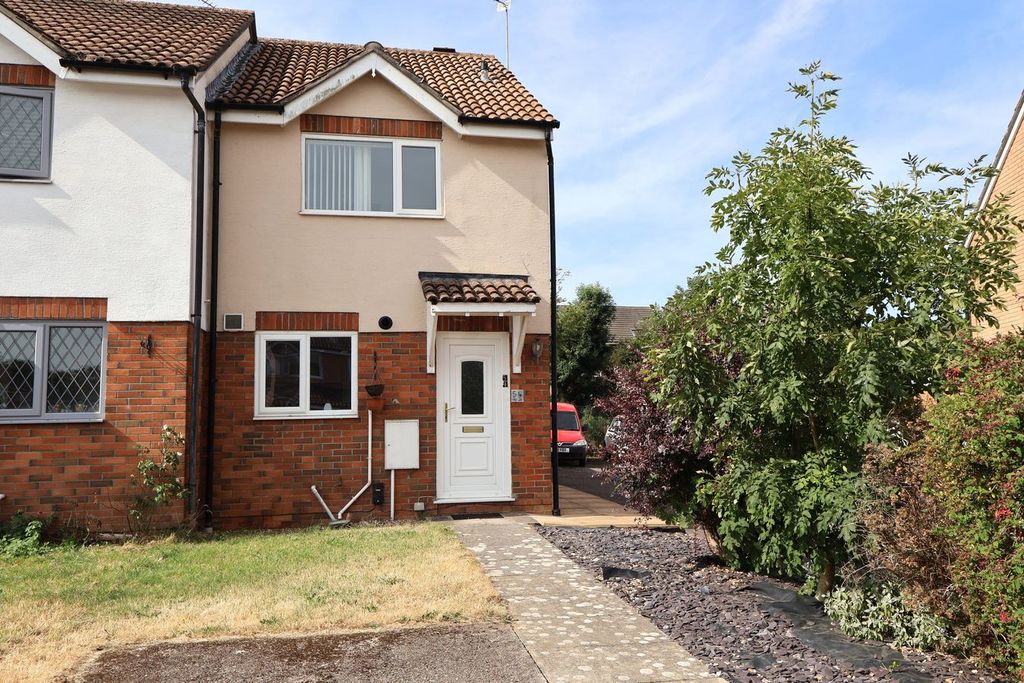 Property photo 1 of 12
