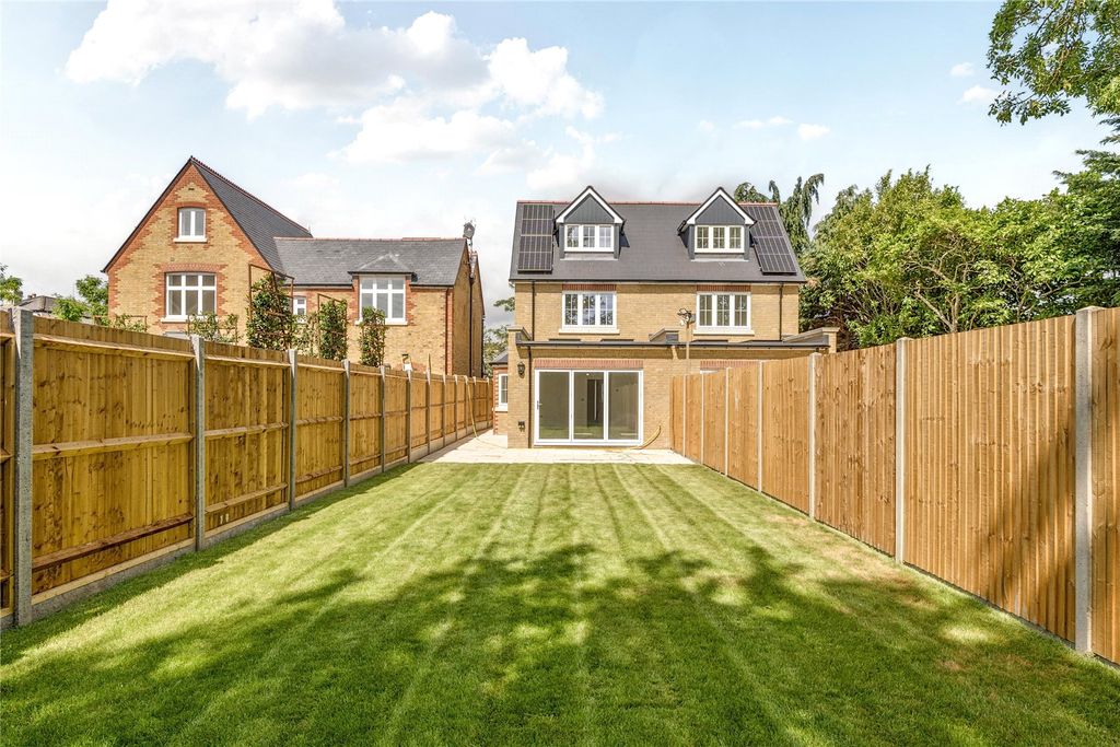 Property photo 1 of 22 Picture No. 23