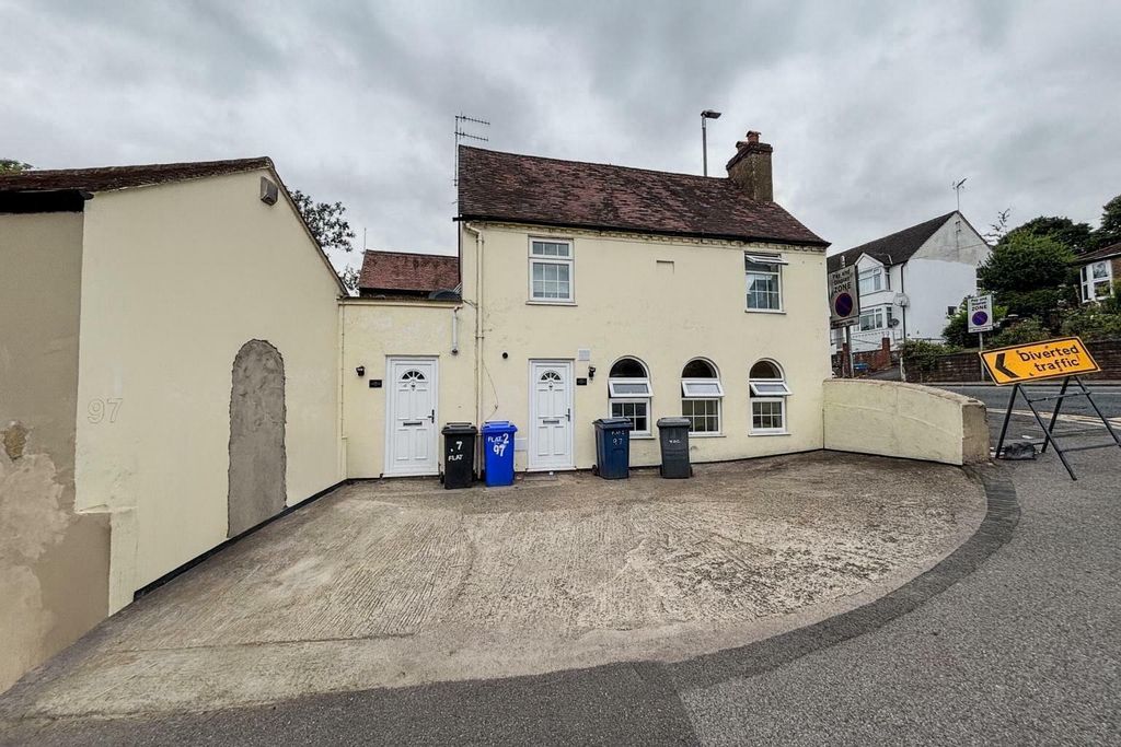 Property photo 1 of 6