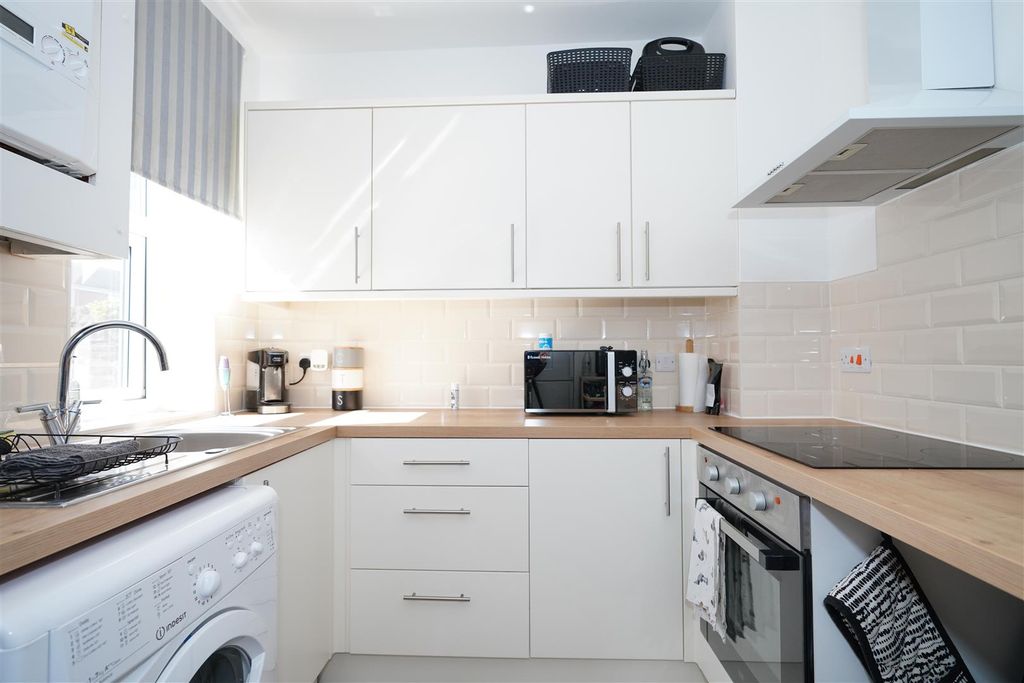 Property photo 2 of 7 Dsc03915.Jpg