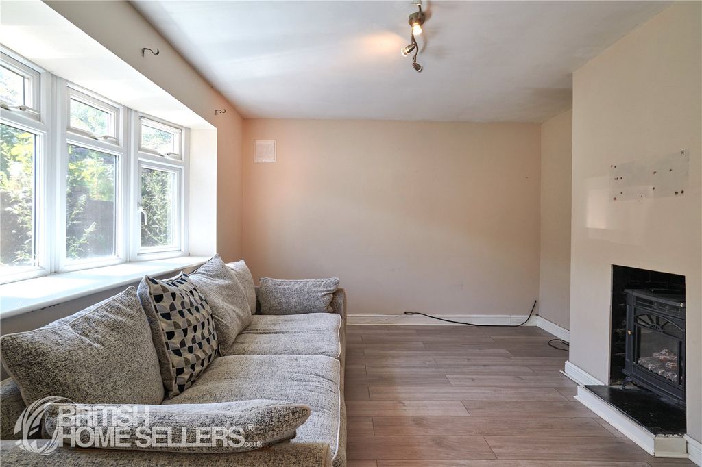 Property photo 3 of 11 Picture No. 02