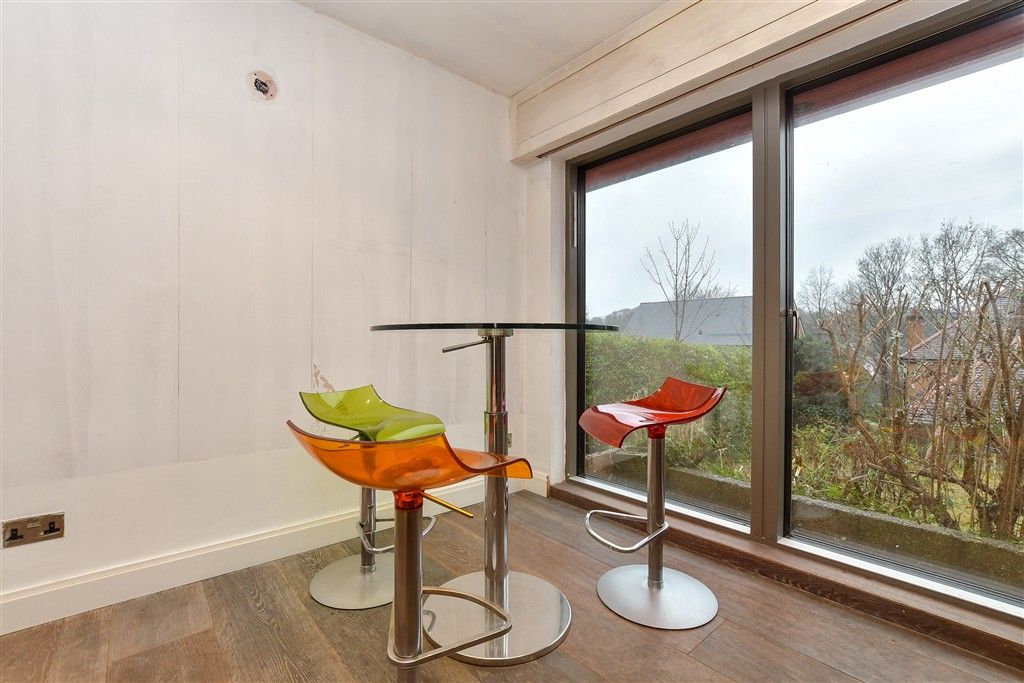 Property photo 1 of 12 Kitchen / Dining Room