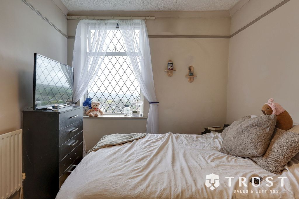 Additional image 11 of 2 bed terraced house for saleBower Lane, Dewsbury WF13