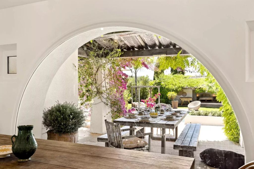 Property photo 3 of 21