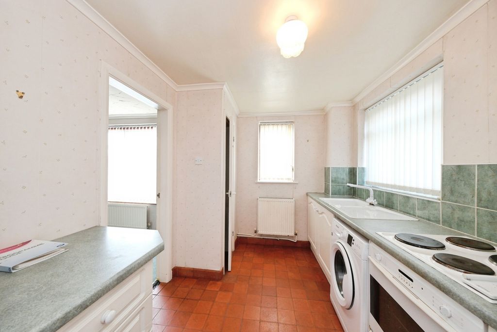 Property photo 3 of 18 Pbox-Img.Jpg