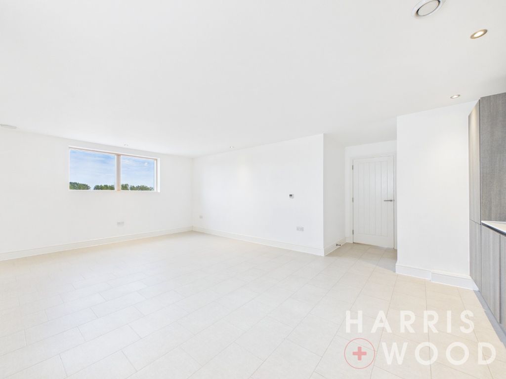 Property photo 3 of 19 5340483