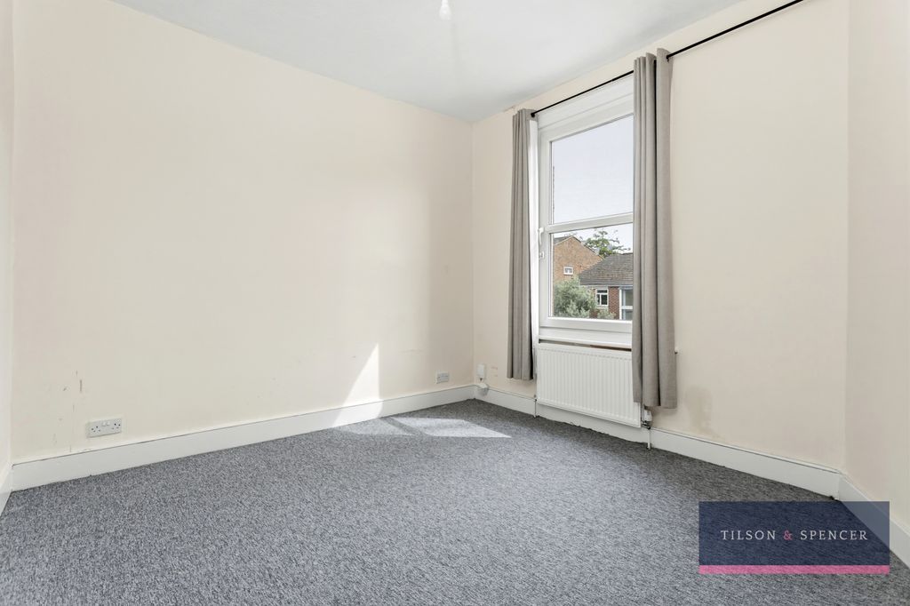 Property photo 3 of 12 3