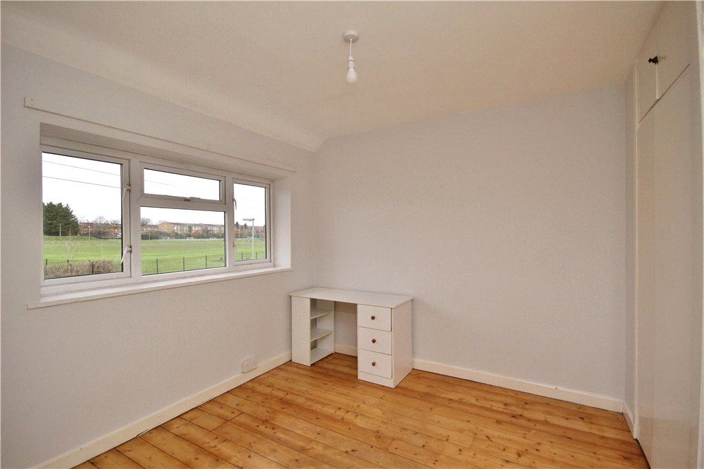 Property photo 2 of 10 Bedroom