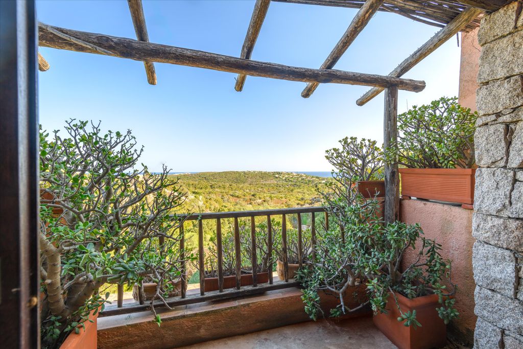 Property photo 1 of 13 Image