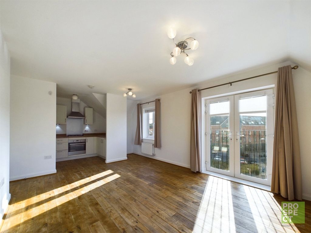 Property photo 3 of 9 Picture No. 17