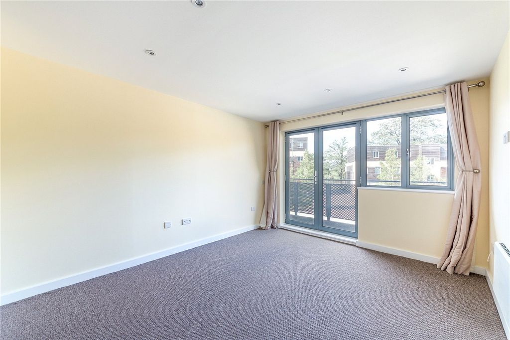 Property photo 1 of 9 Picture No. 04