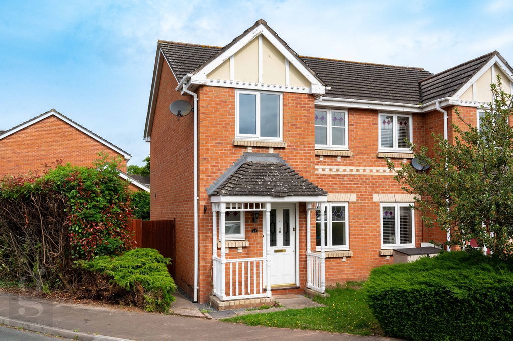 Property photo 1 of 20