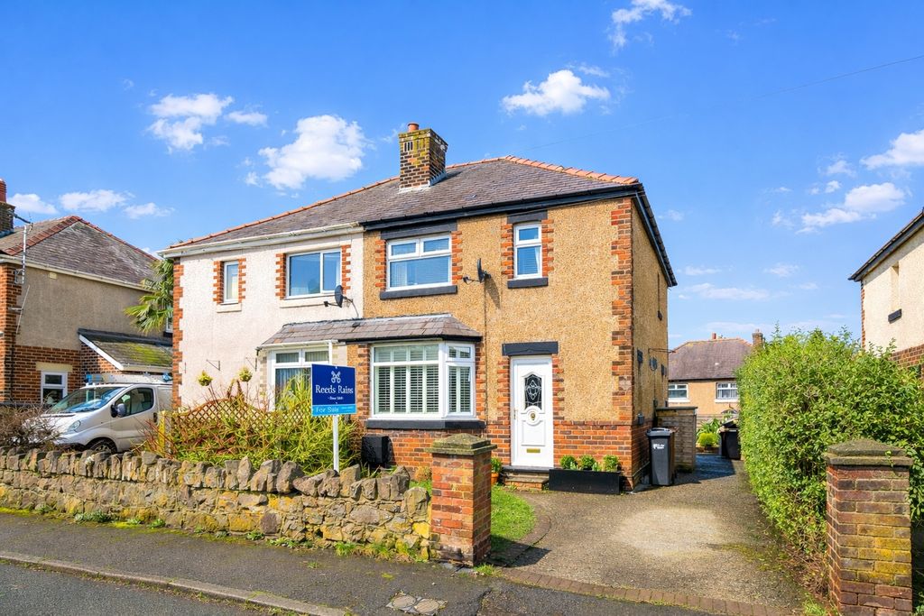 Property photo 1 of 12 Picture No. 14