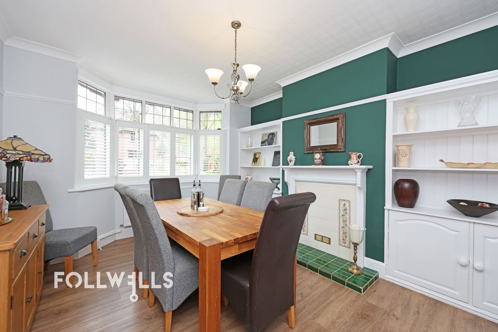 Property photo 3 of 25