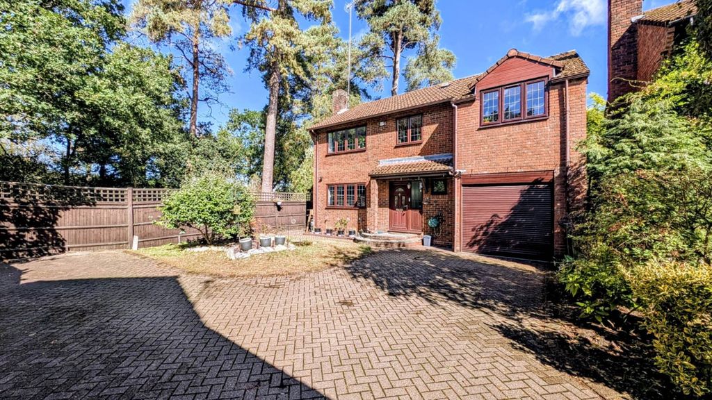 Property photo 1 of 22