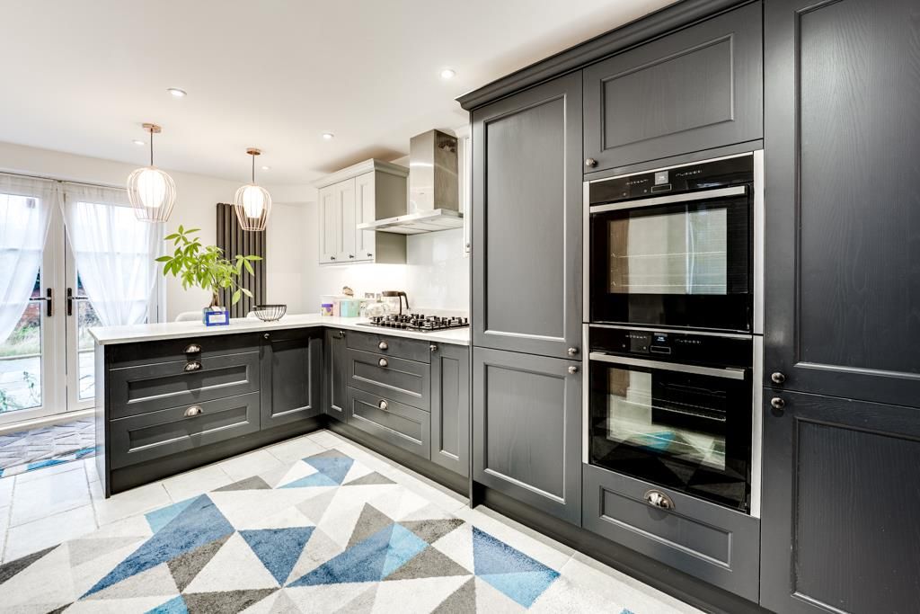 Property photo 3 of 39 82 Kingsley Avenue, Kettering-18.Jpg