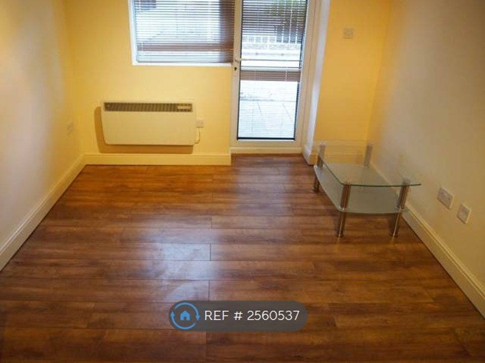 Property photo 3 of 5 Living Area