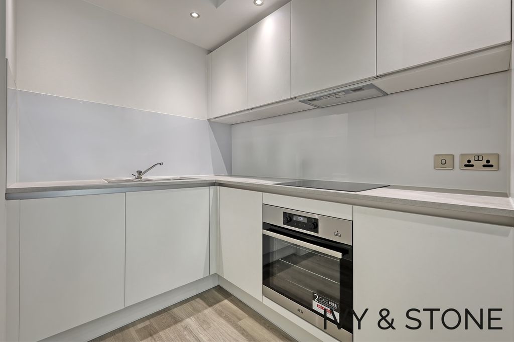Property photo 3 of 18 4134194