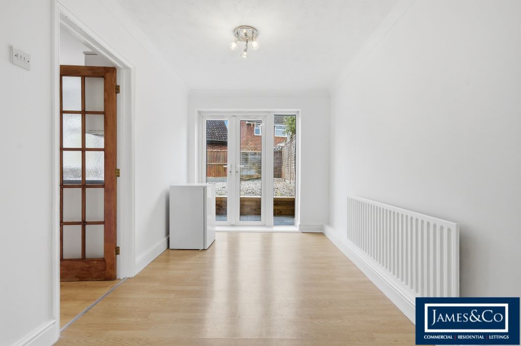 Property photo 3 of 14 50Rcf