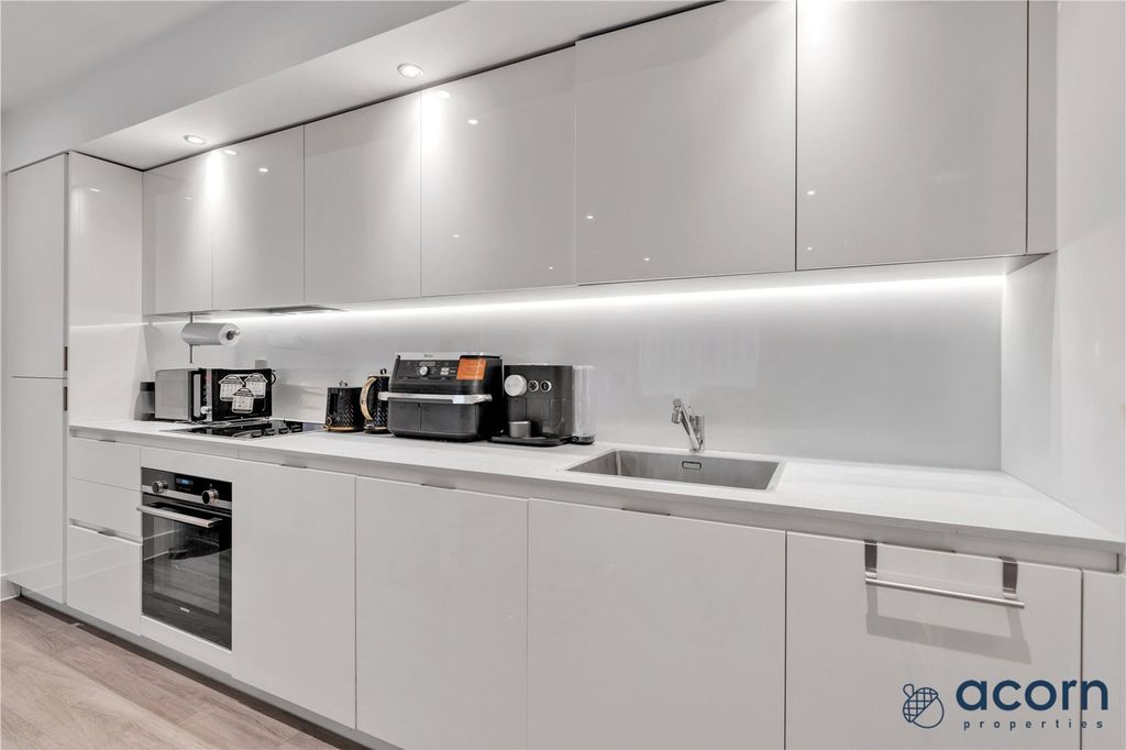 Property photo 3 of 20 Picture No. 13