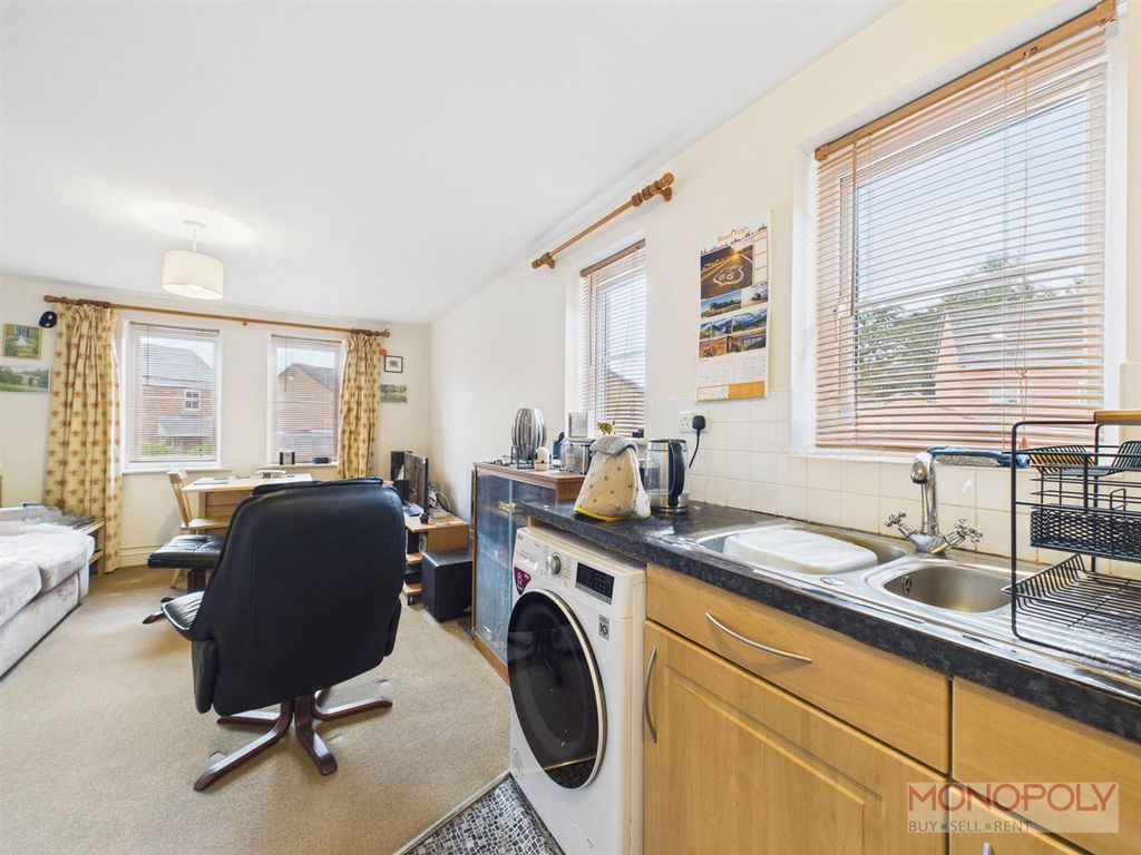 Additional image 4 of 1 bed flat for salePendinas, Wrexham LL11
