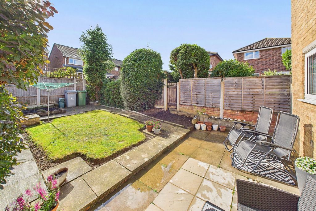 Property photo 1 of 21