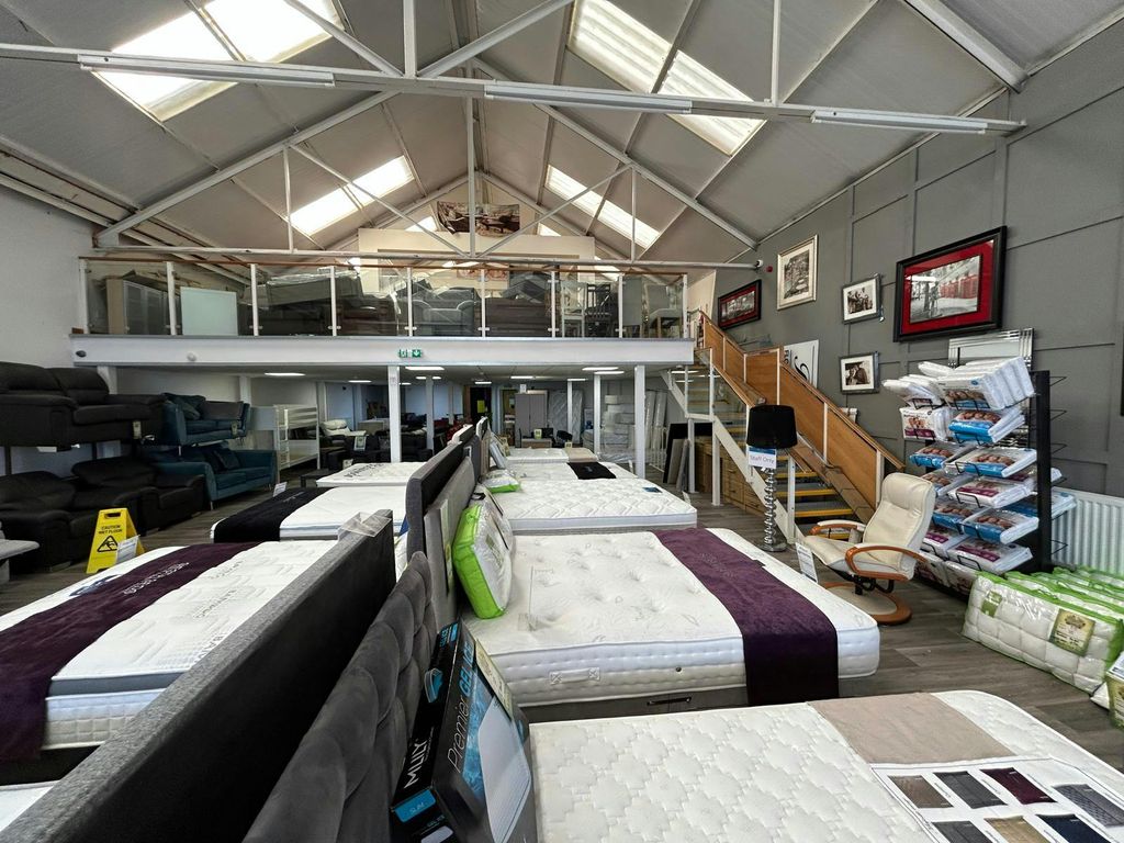 Property photo 3 of 9 Photo 3.Jpg