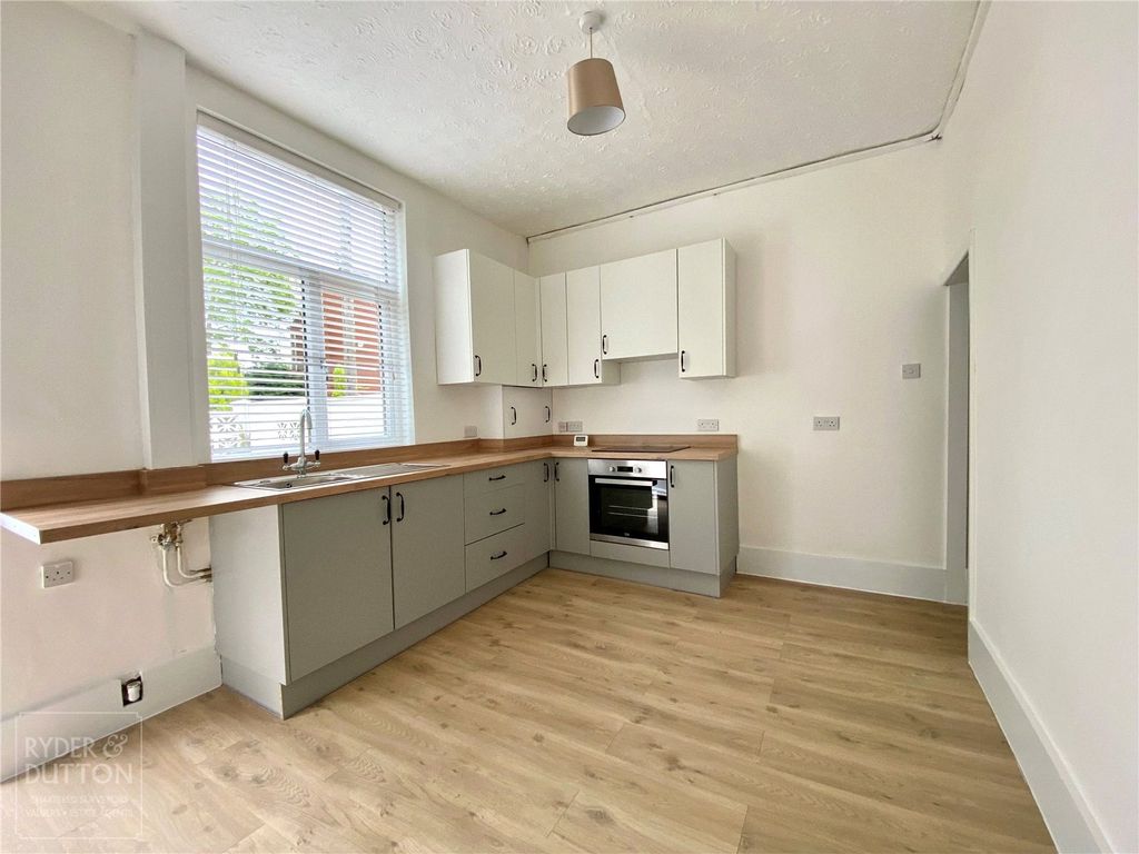 Property photo 3 of 15 Kitchen/Diner