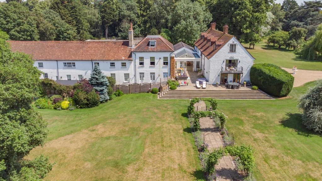 Additional image 14 of 6 bed detached house for saleLamer Lane, Wheathampstead, St. Albans, Hertfordshire AL4