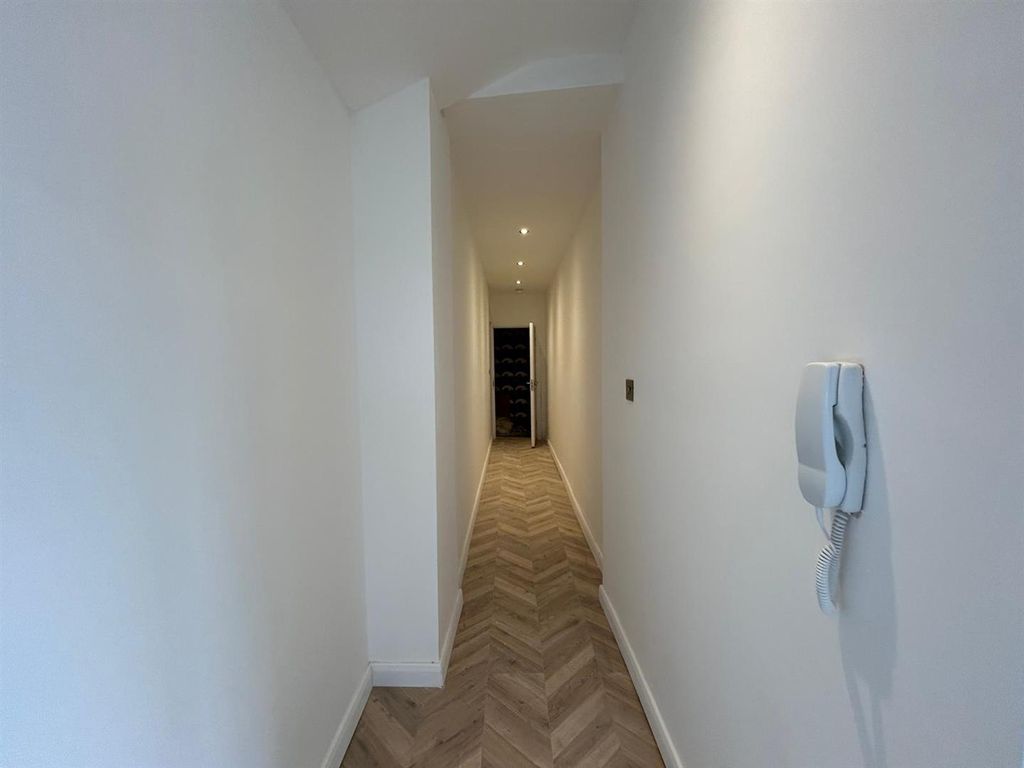 Property photo 1 of 6 Whatsapp Image 2025-01-29 At 12.27.27 (5).Jpeg