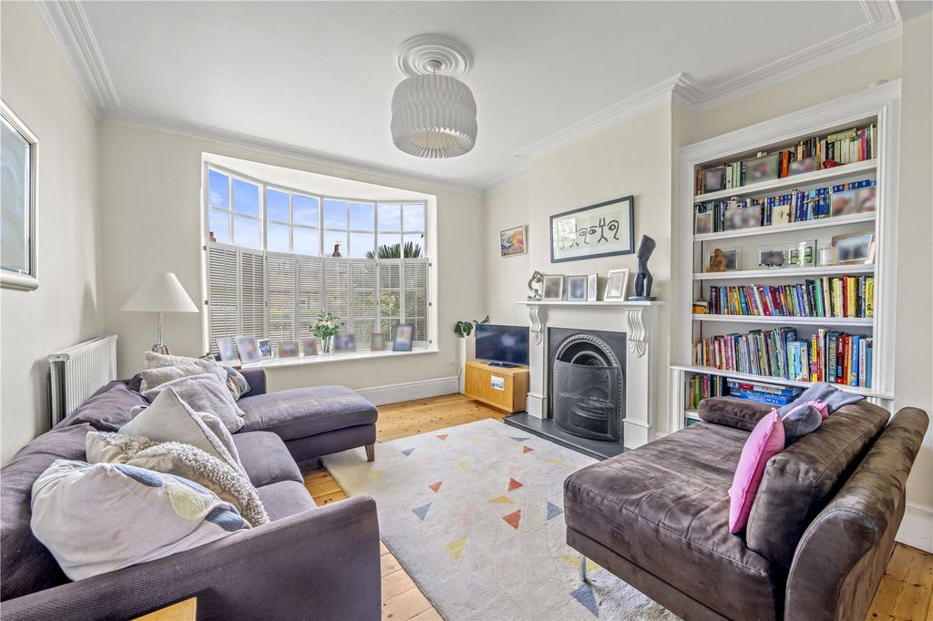 Property photo 3 of 13 Picture No. 24