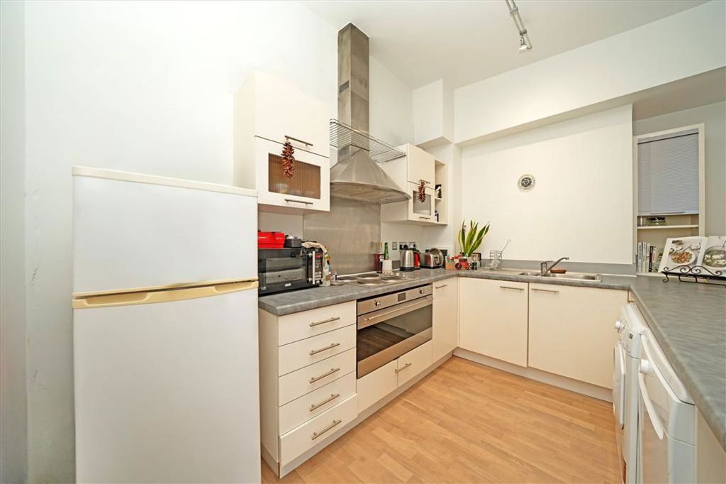 Property photo 3 of 6