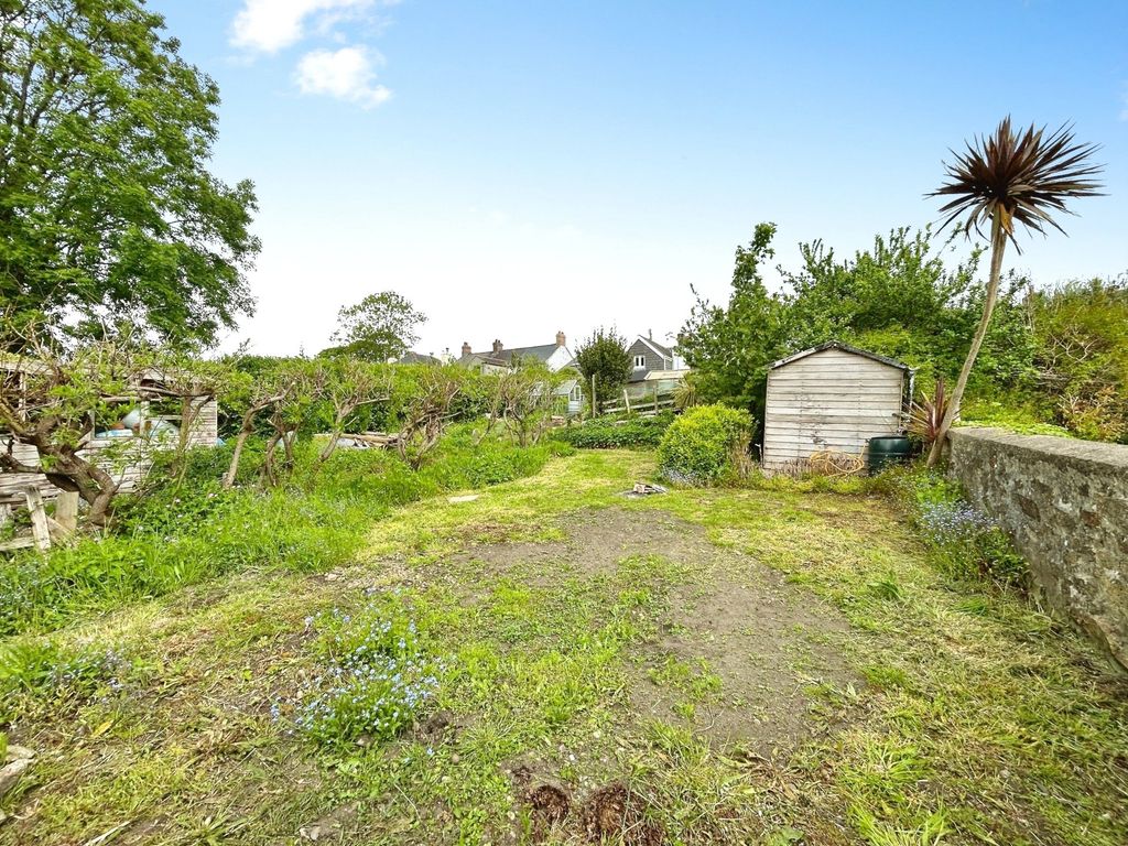 Property photo 3 of 11 3 - Picture No. 35