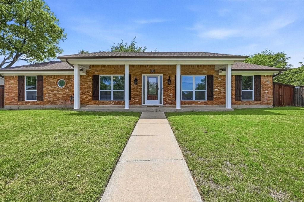 Property photo 1 of 31