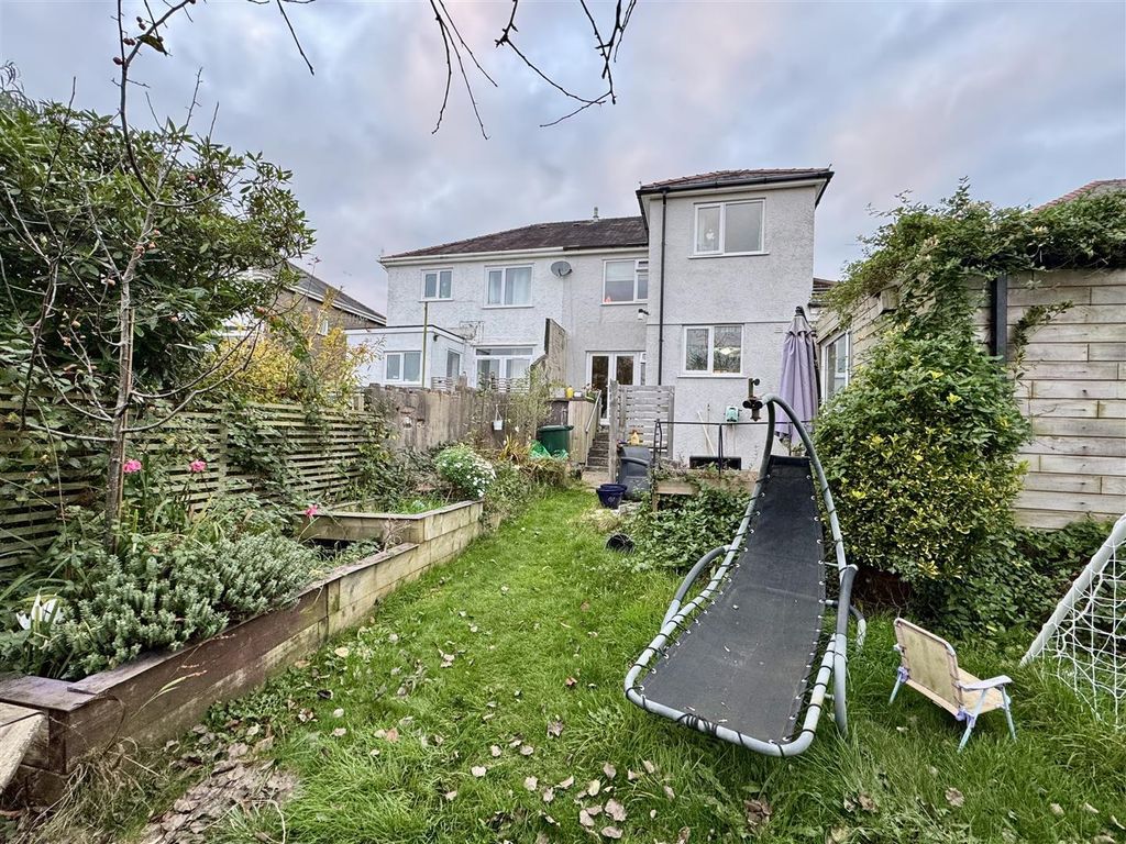Property photo 3 of 28 Rear Garden
