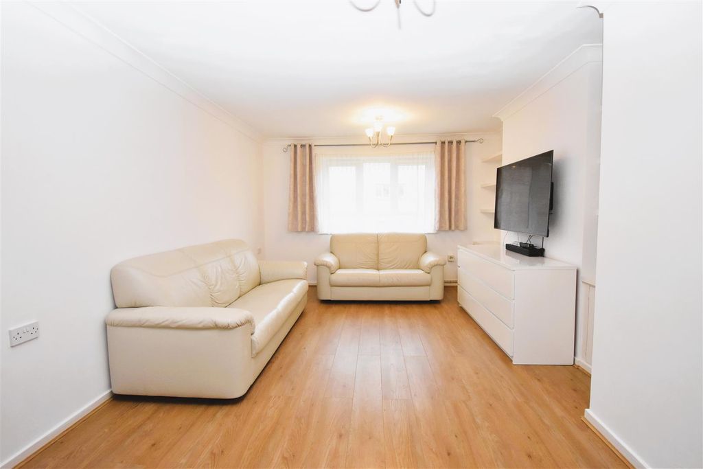 Property photo 2 of 8 Dsc_1334.Jpg