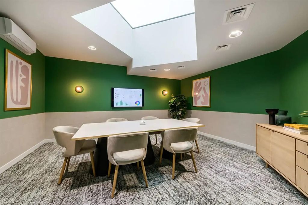 Property photo 1 of 44