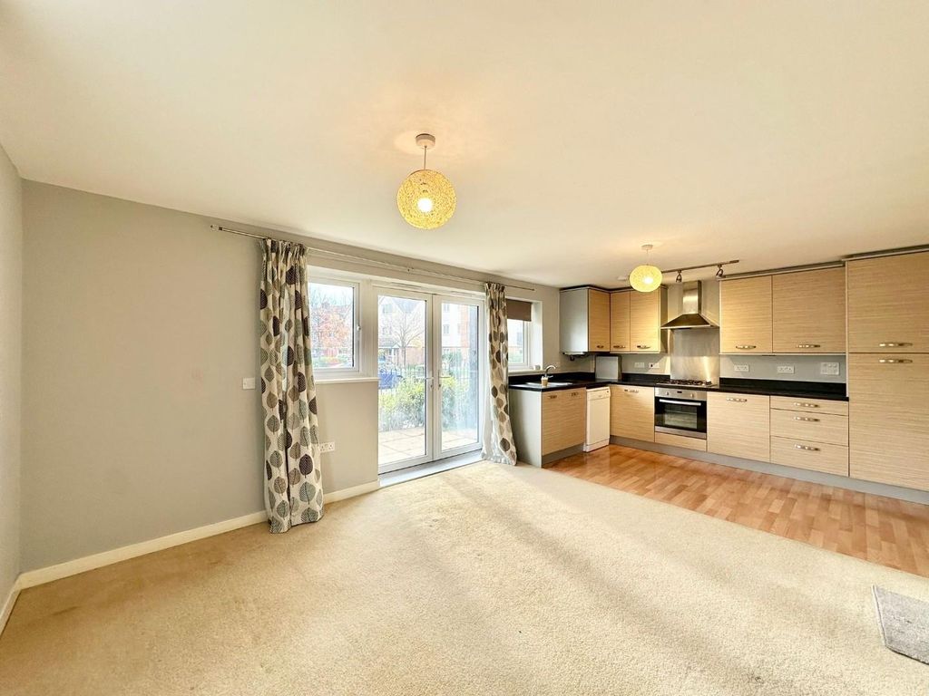 Property photo 3 of 14 1330d6ba-209d-45cc-A037-Cf82B88E69d3.Jpg