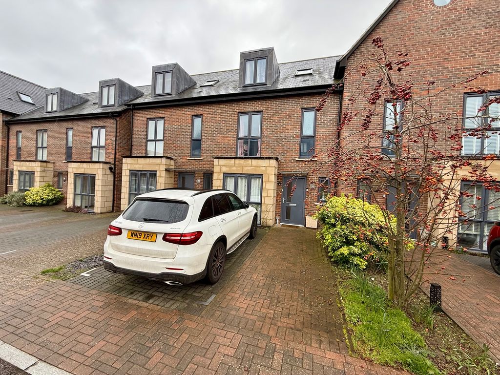 Property photo 2 of 20 Image