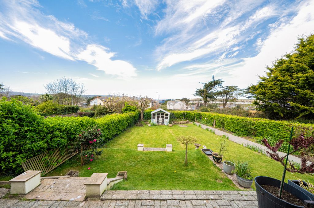 Property photo 3 of 43 1436702-40-69cc2A...