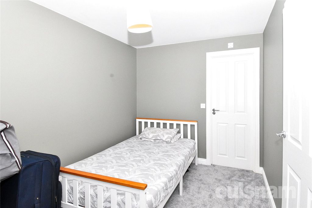 Property photo 3 of 22 Picture No. 03