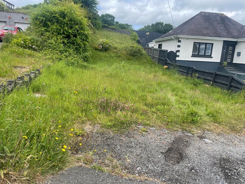 Property photo 1 of 2